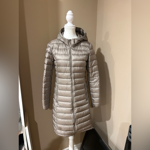 Aritzia TNA Bontanie Puffer Jacket - Picture 2 of 9